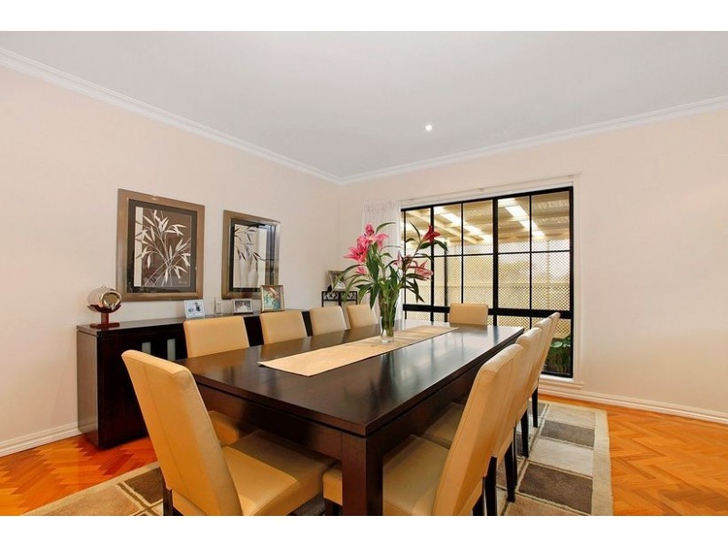 31 Ester Drive, Mill Park VIC 3082