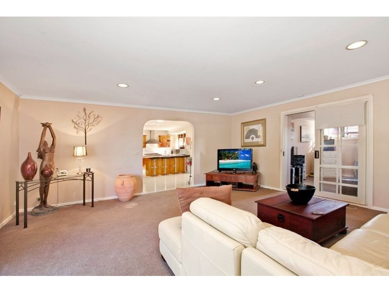51 Arthur Phillip Way, Mill Park VIC 3082
