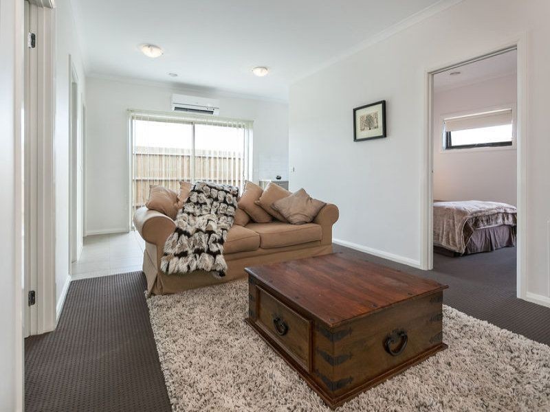2/25 Edith Street, Epping VIC 3076