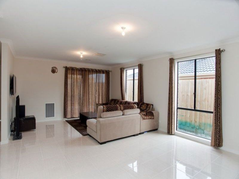 54 Manley Street, Epping VIC 3076