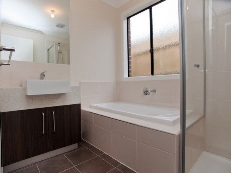 54 Manley Street, Epping VIC 3076