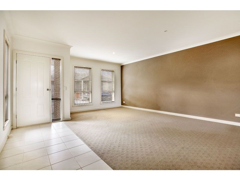 4/309 McDonalds Road, Epping VIC 3076