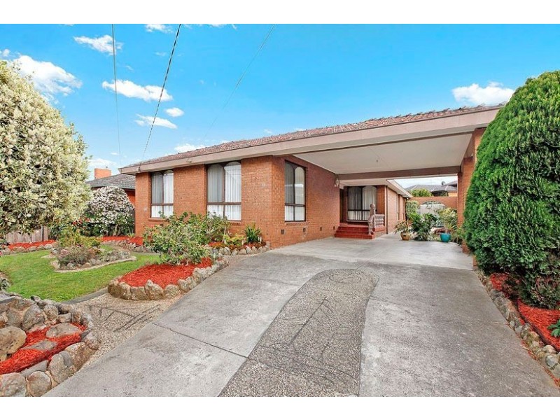 17 Lantana Avenue, Thomastown VIC 3074
