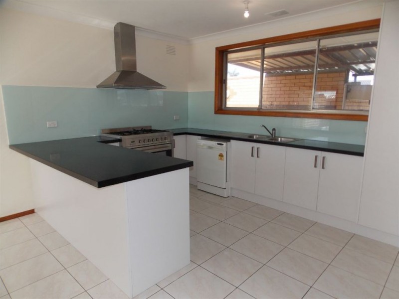 69 Childs Road, Lalor VIC 3075