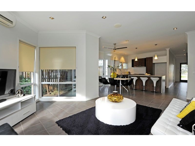 13 McKillop Avenue, Epping VIC 3076