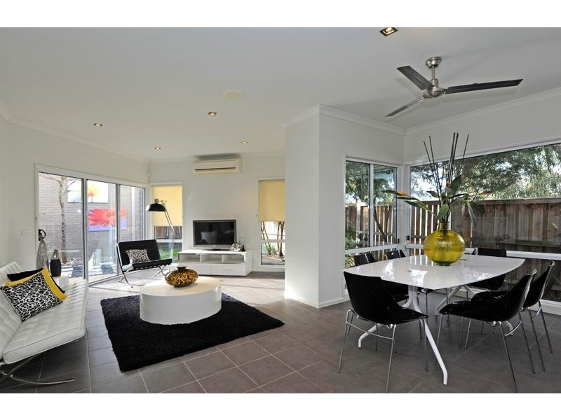 13 McKillop Avenue, Epping VIC 3076