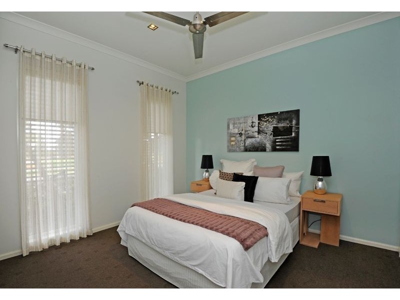 13 McKillop Avenue, Epping VIC 3076