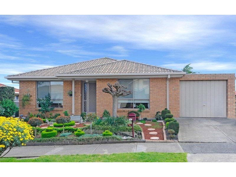 1/108 Woolnough Drive, Mill Park VIC 3082