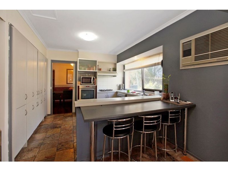 6 Fetlock Place, Epping VIC 3076