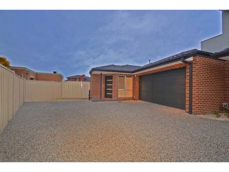 3/11 Portsmouth Place, Epping VIC 3076