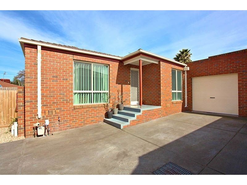 2/2 Heroic Court, Mill Park VIC 3082