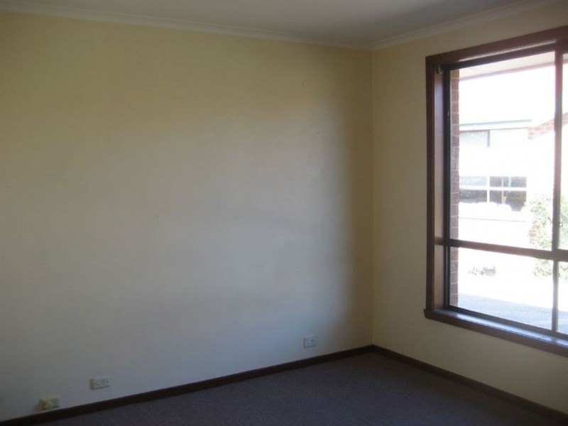 11/10 Cooper Street, Epping VIC 3076