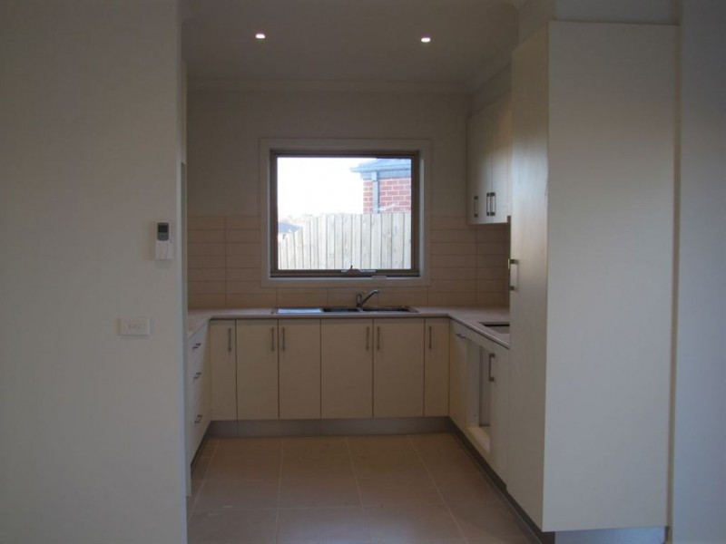 1/7 Rosamond Way, Epping VIC 3076