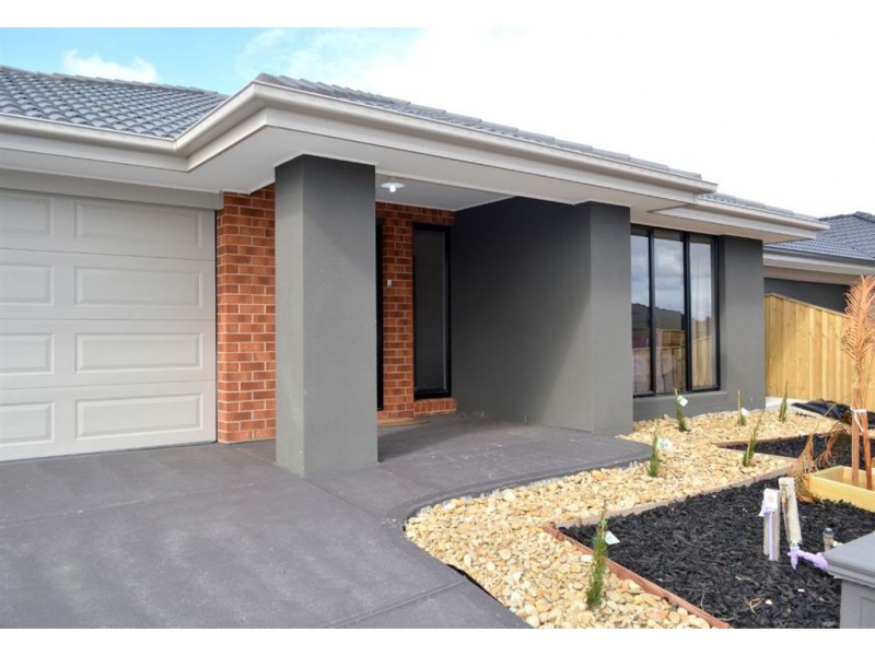 16 Raychelsbury Parade, Epping VIC 3076