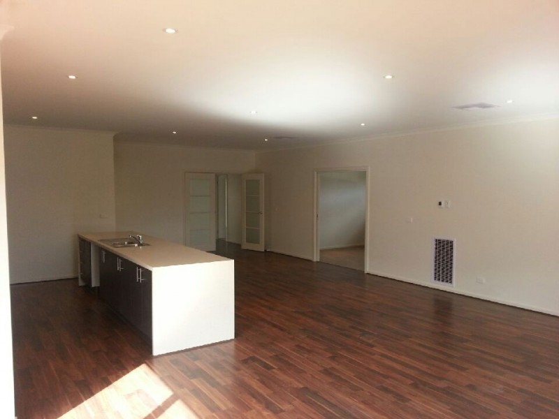 1 Discovery Place, Epping VIC 3076