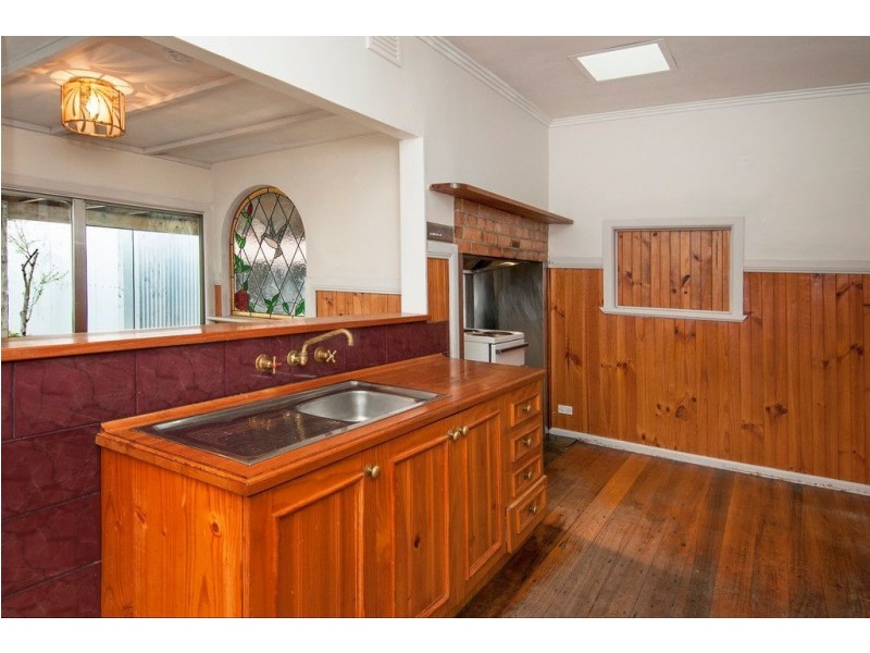 6 Frederick Street, Thomastown VIC 3074