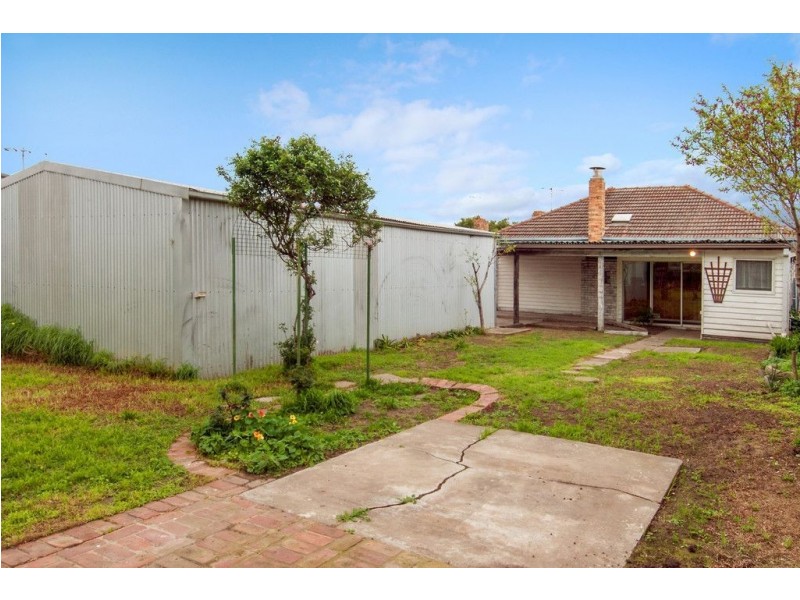 6 Frederick Street, Thomastown VIC 3074