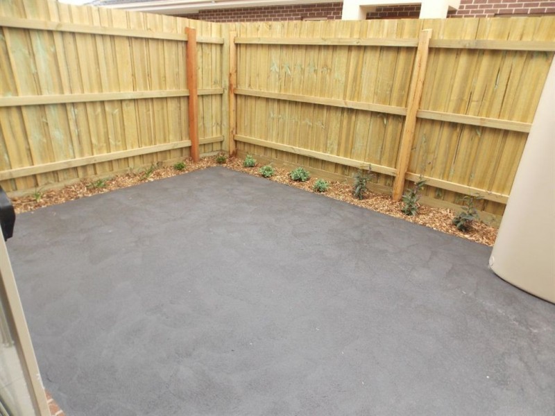 2/27 Cyprus Street, Lalor VIC 3075