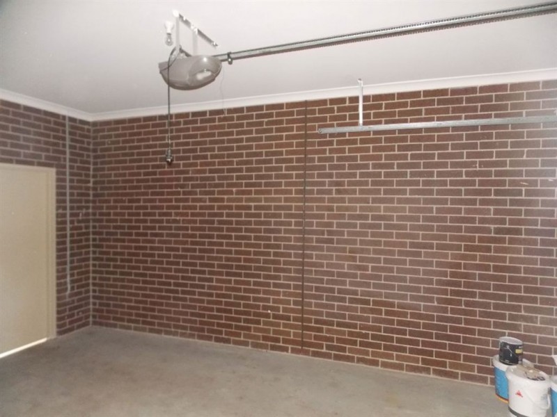 2/27 Cyprus Street, Lalor VIC 3075