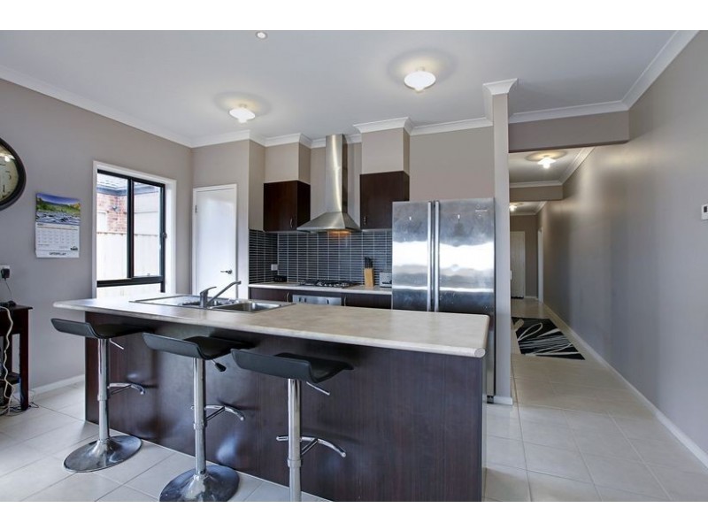 48 Manor House Drive, Epping VIC 3076