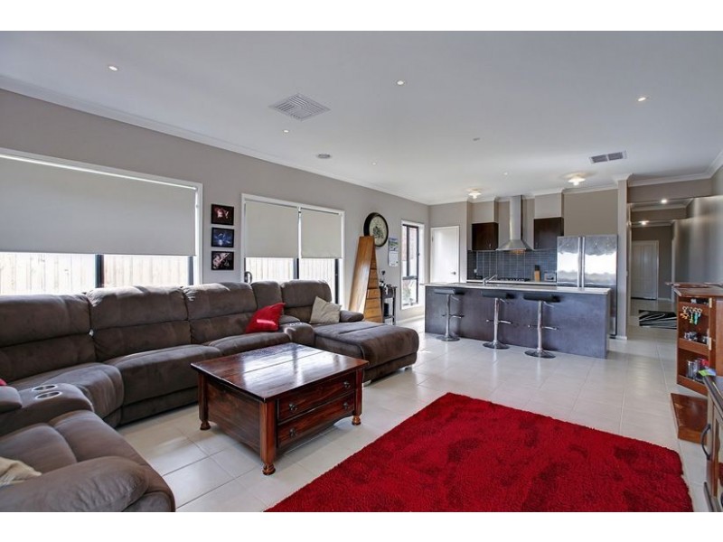 48 Manor House Drive, Epping VIC 3076