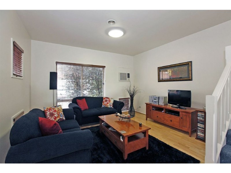 17/83 rufus st, Epping VIC 3076