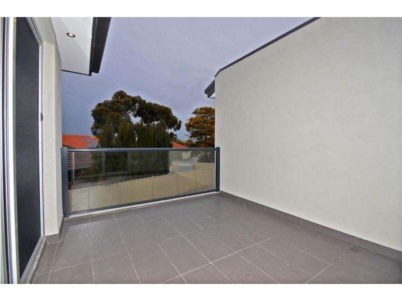 1/11 Portsmouth Place, Epping VIC 3076