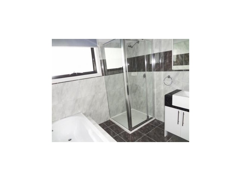 1/846 High Street, Epping VIC 3076