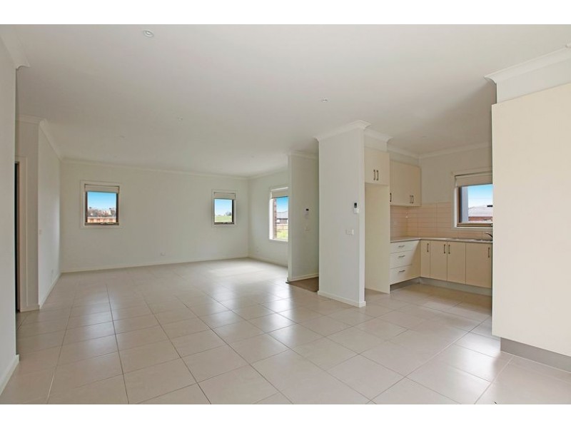 1/7 Rosamond Way, Epping VIC 3076