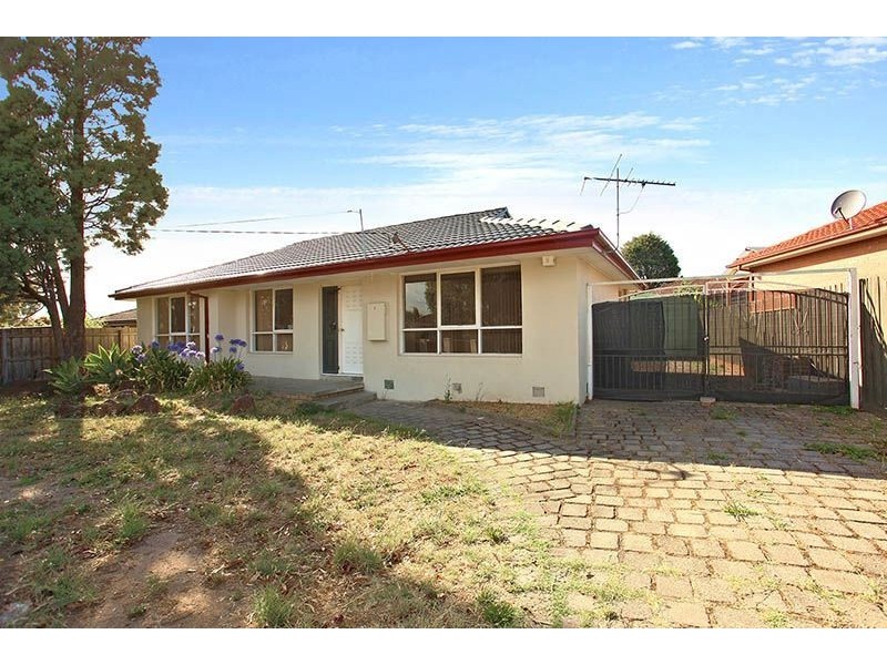 6 Canberra Grove, Lalor VIC 3075