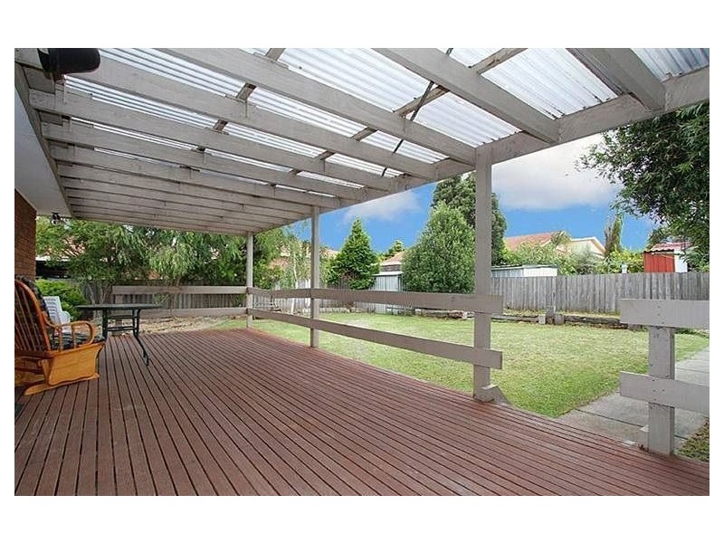 82 Moorhead Drive, Mill Park VIC 3082