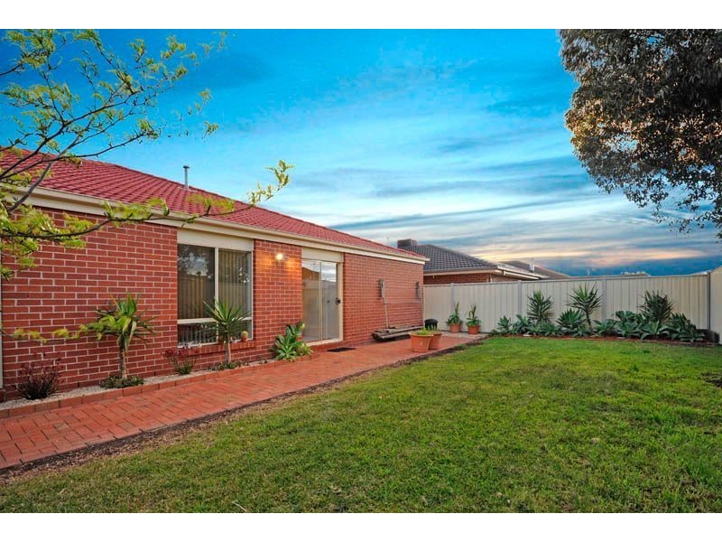 31 Quartz Grove, Epping VIC 3076