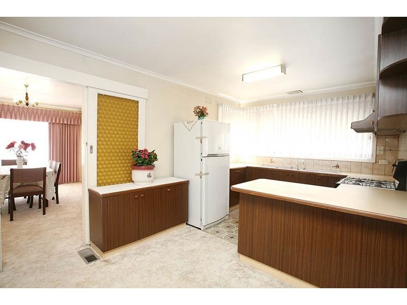 134 Edgars Road, Thomastown VIC 3074