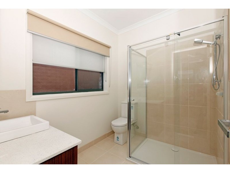 12 Creswick Drive, Epping VIC 3076