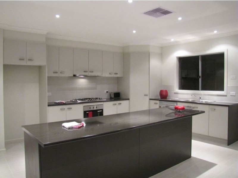 2 Geranium Grove, Mernda VIC 3754