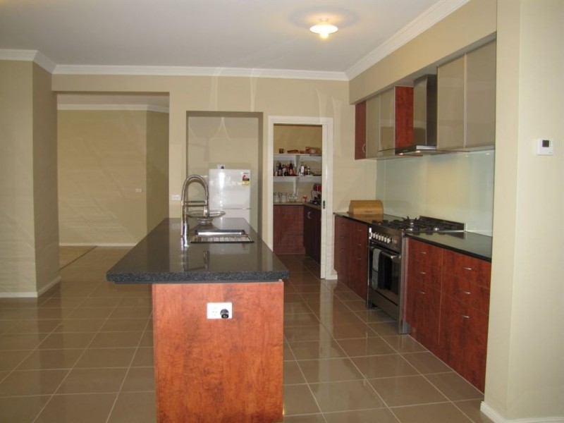 41 Wuchatsch Avenue, Epping VIC 3076