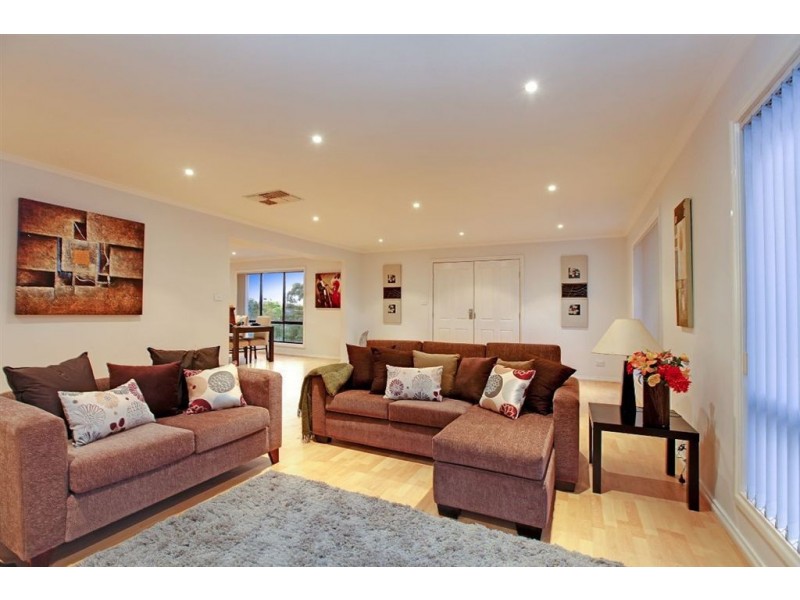 6 Narin Court, Epping VIC 3076