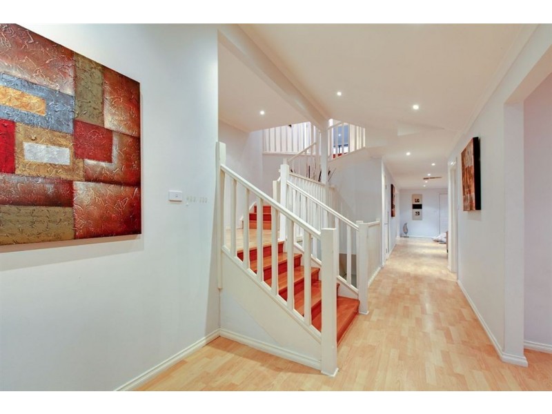 6 Narin Court, Epping VIC 3076