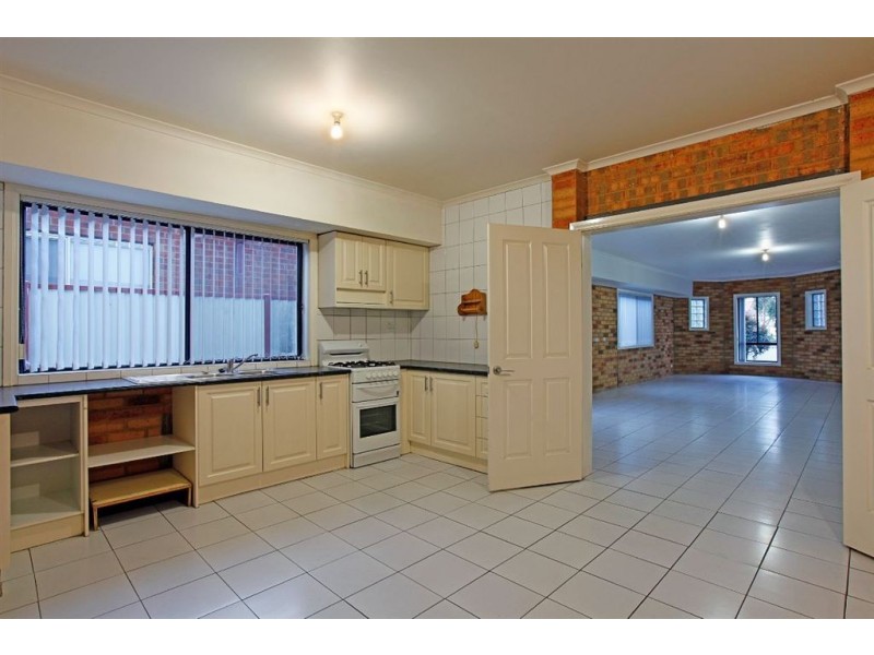 6 Narin Court, Epping VIC 3076