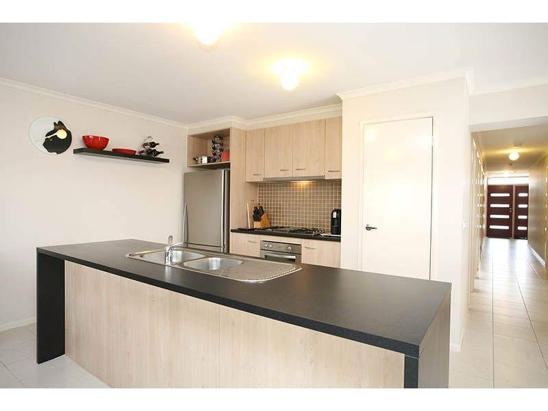 10 Glover Street, Epping VIC 3076