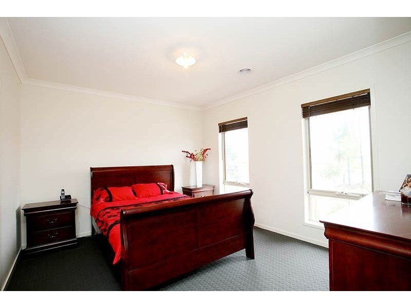 9 Unmack Road, Epping VIC 3076