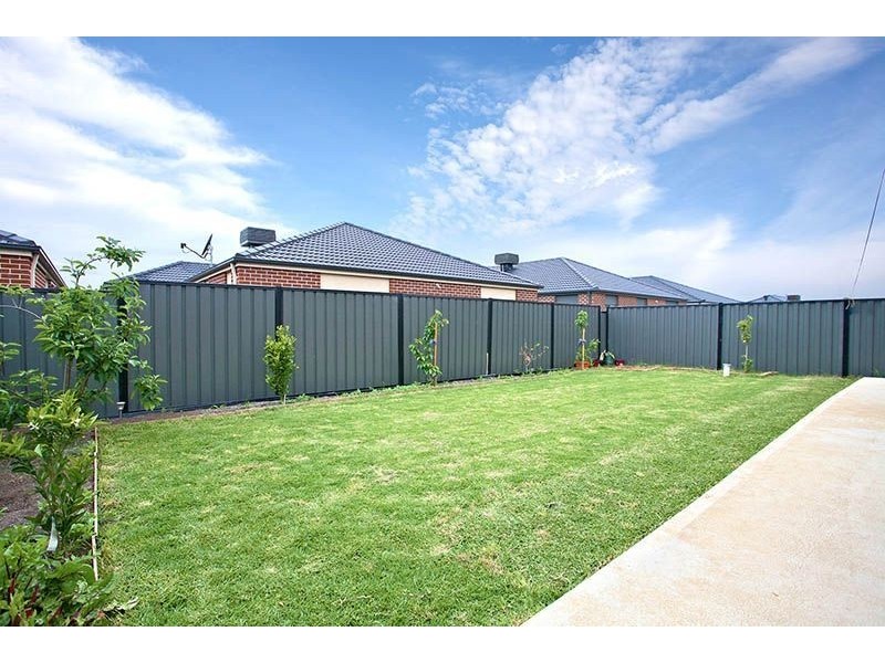 9 Unmack Road, Epping VIC 3076