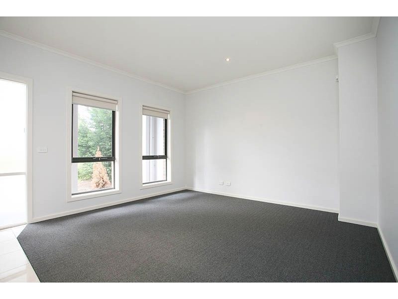 14 Bonniebird Lane, South Morang VIC 3752