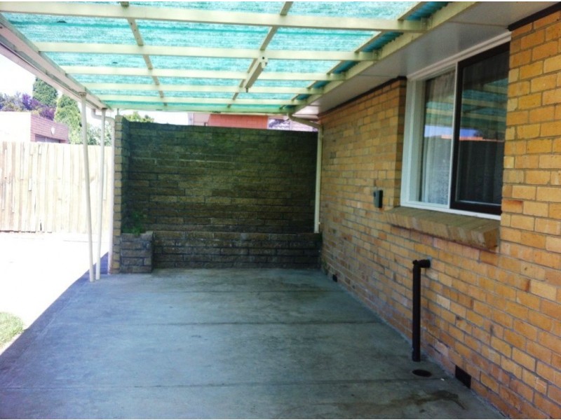 16 Dickens Street, Lalor VIC 3075