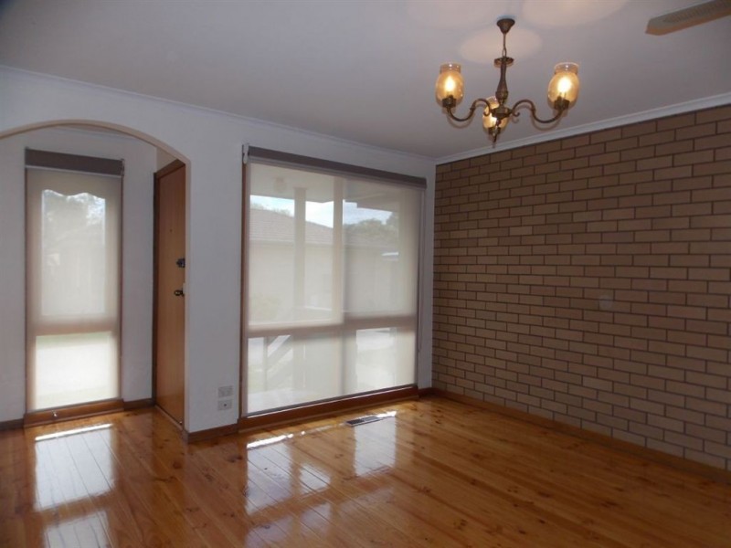 5/1-3 McFadzean Avenue, Reservoir VIC 3073