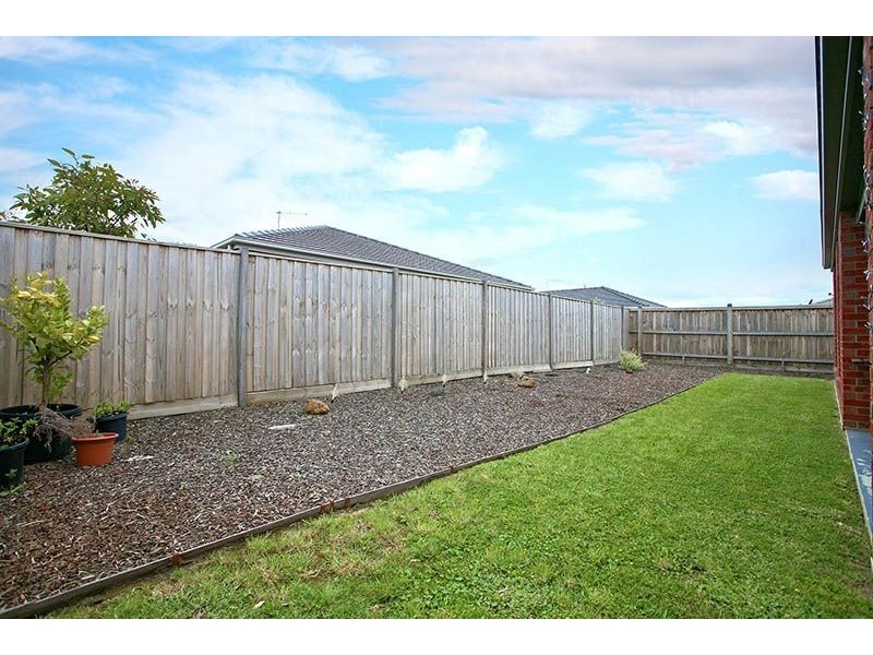 15 Embankment Road, Doreen VIC 3754