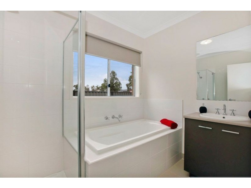 30 Allendale Avenue, Wollert VIC 3750
