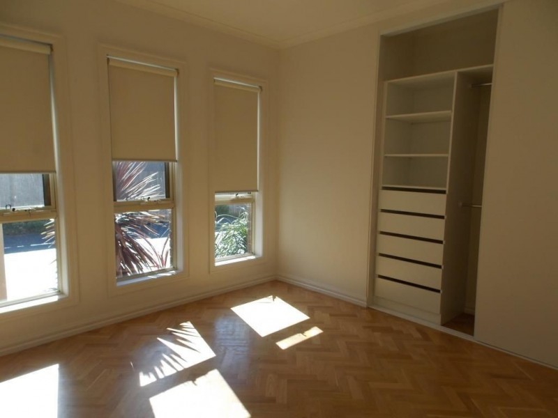 2/13 Frederick Street, Thomastown VIC 3074