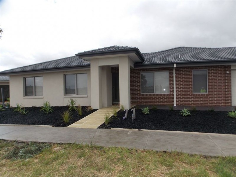 3 Kingscote Way, Epping VIC 3076