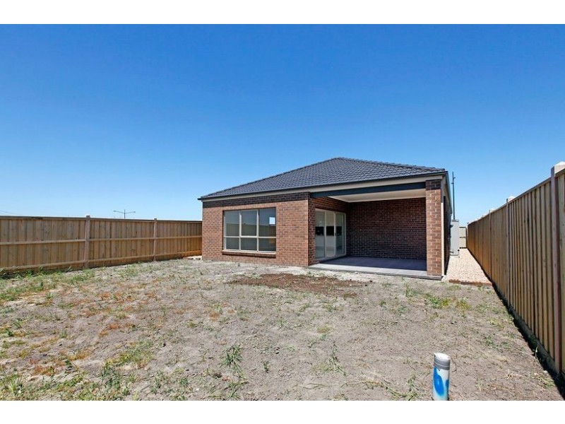 17 De Rossi Boulevard, Epping VIC 3076